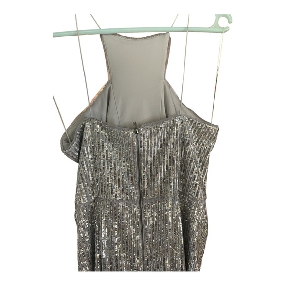 Nwt Adrianna Papell Sequin Cutaway Gown Silver women’s Size 8  US  $ 219 - Picture 9 of 16